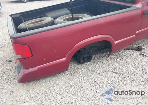 1994 Chevrolet S Truck S10 z USA, uszkodzony, nr VIN 1GCCS1440RK159726